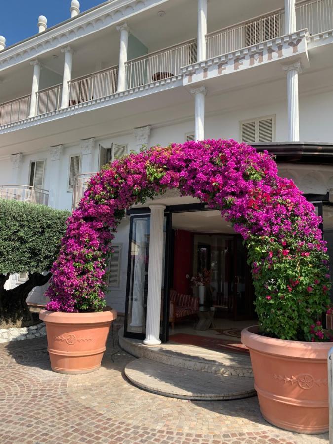 Hotel Tiffany Varcaturo Εξωτερικό φωτογραφία