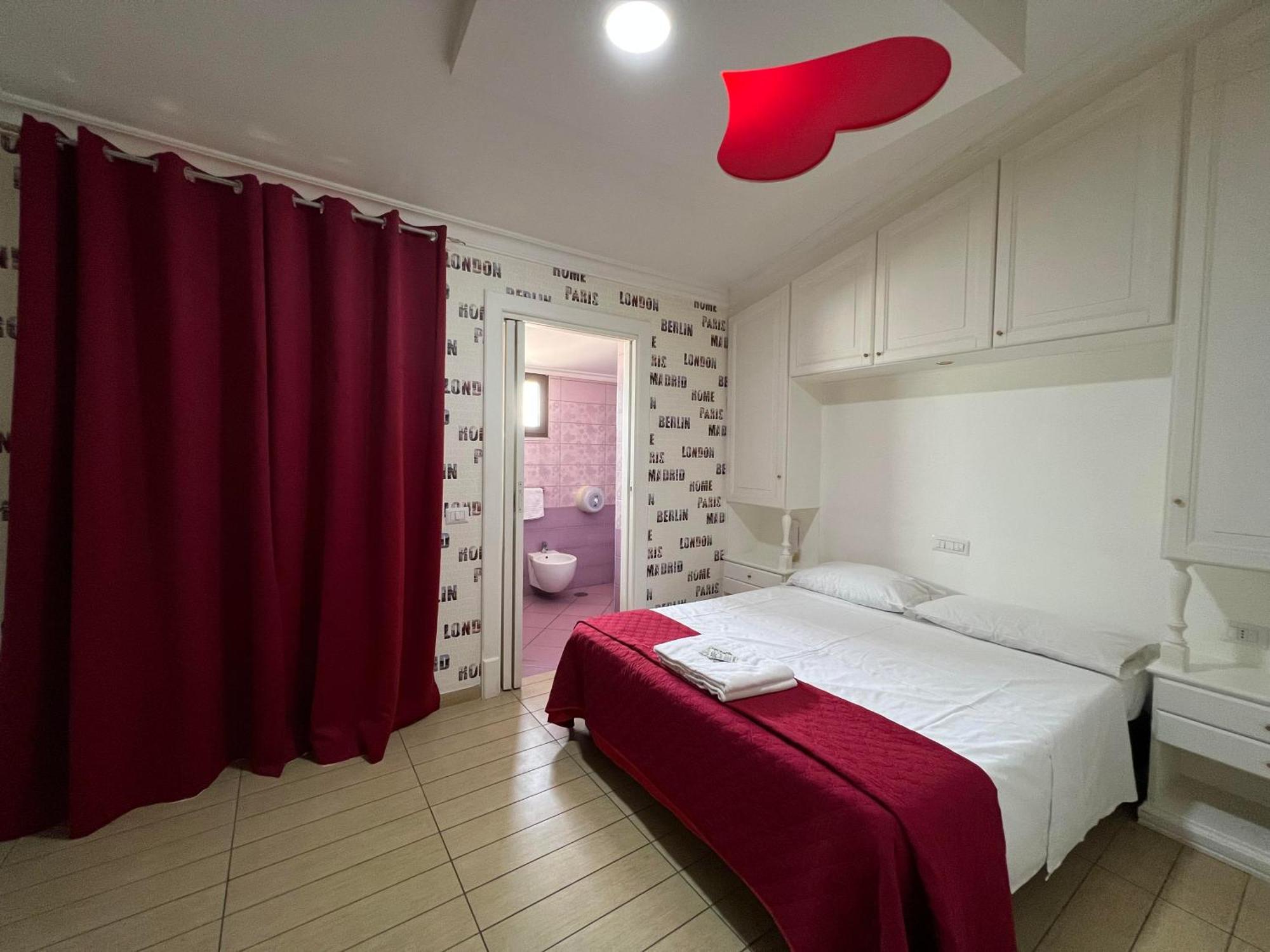 Hotel Tiffany Varcaturo Εξωτερικό φωτογραφία