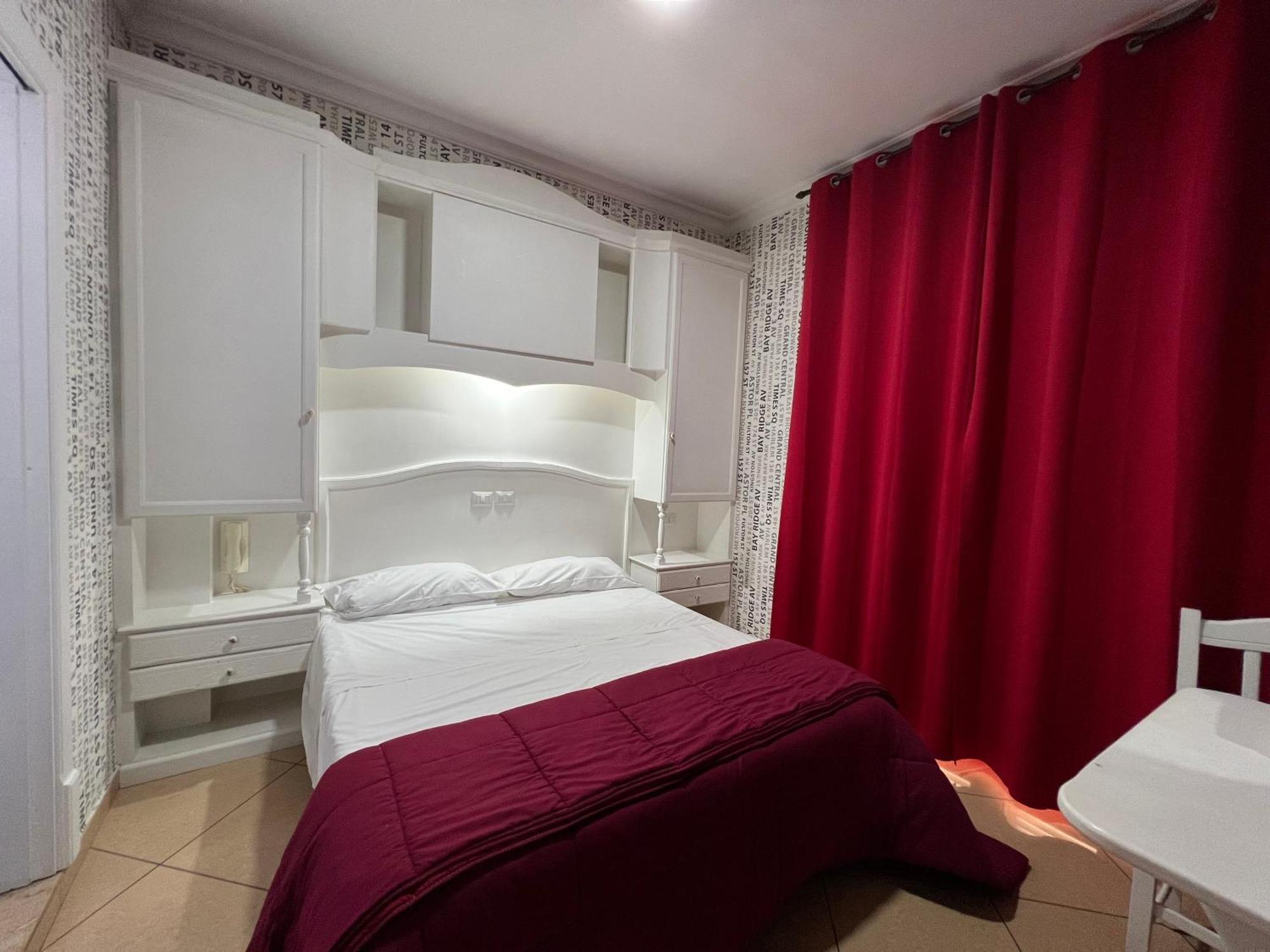 Hotel Tiffany Varcaturo Εξωτερικό φωτογραφία