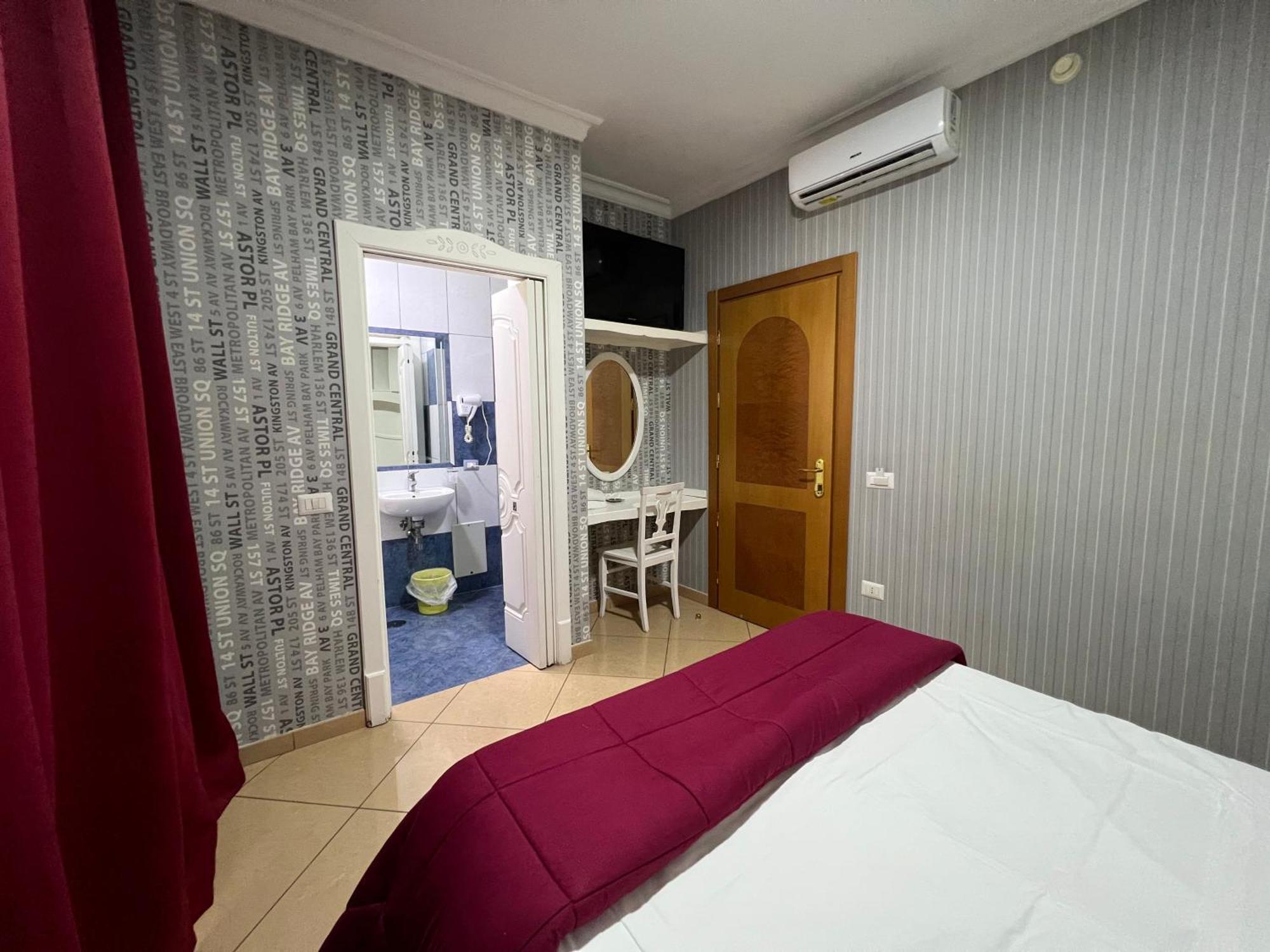 Hotel Tiffany Varcaturo Εξωτερικό φωτογραφία