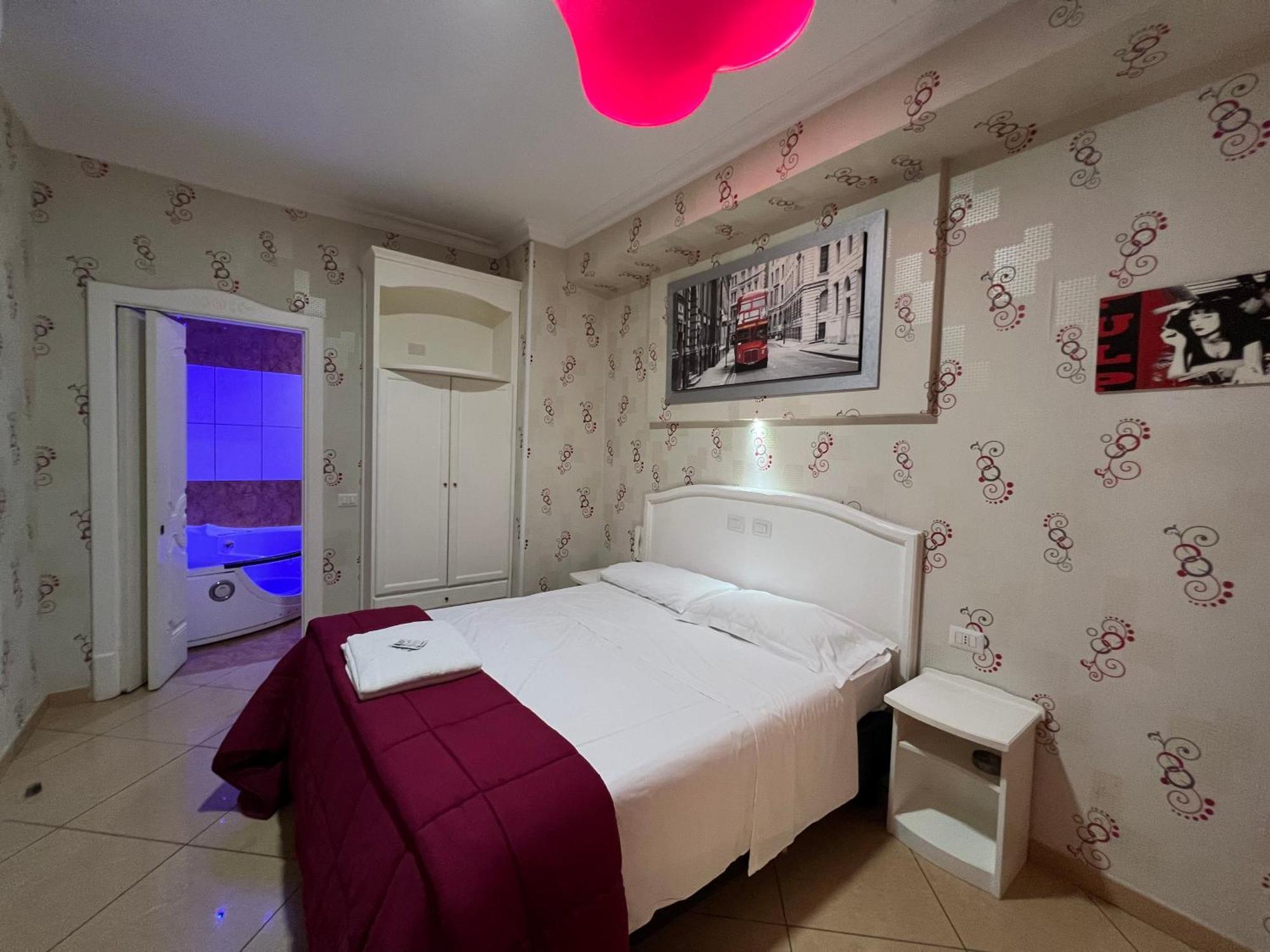 Hotel Tiffany Varcaturo Εξωτερικό φωτογραφία