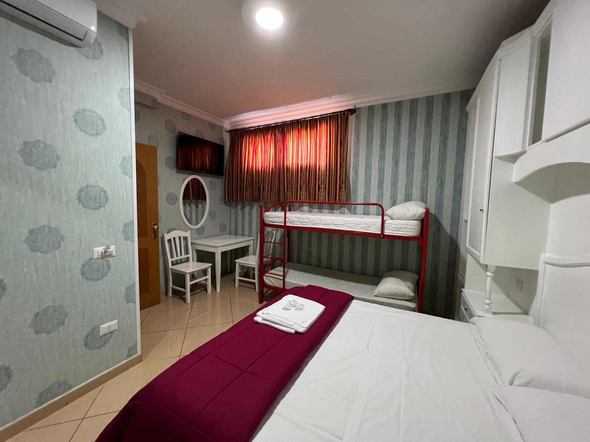 Hotel Tiffany Varcaturo Εξωτερικό φωτογραφία