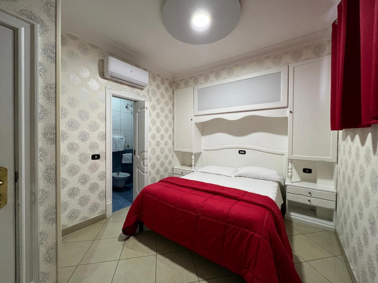 Hotel Tiffany Varcaturo Εξωτερικό φωτογραφία