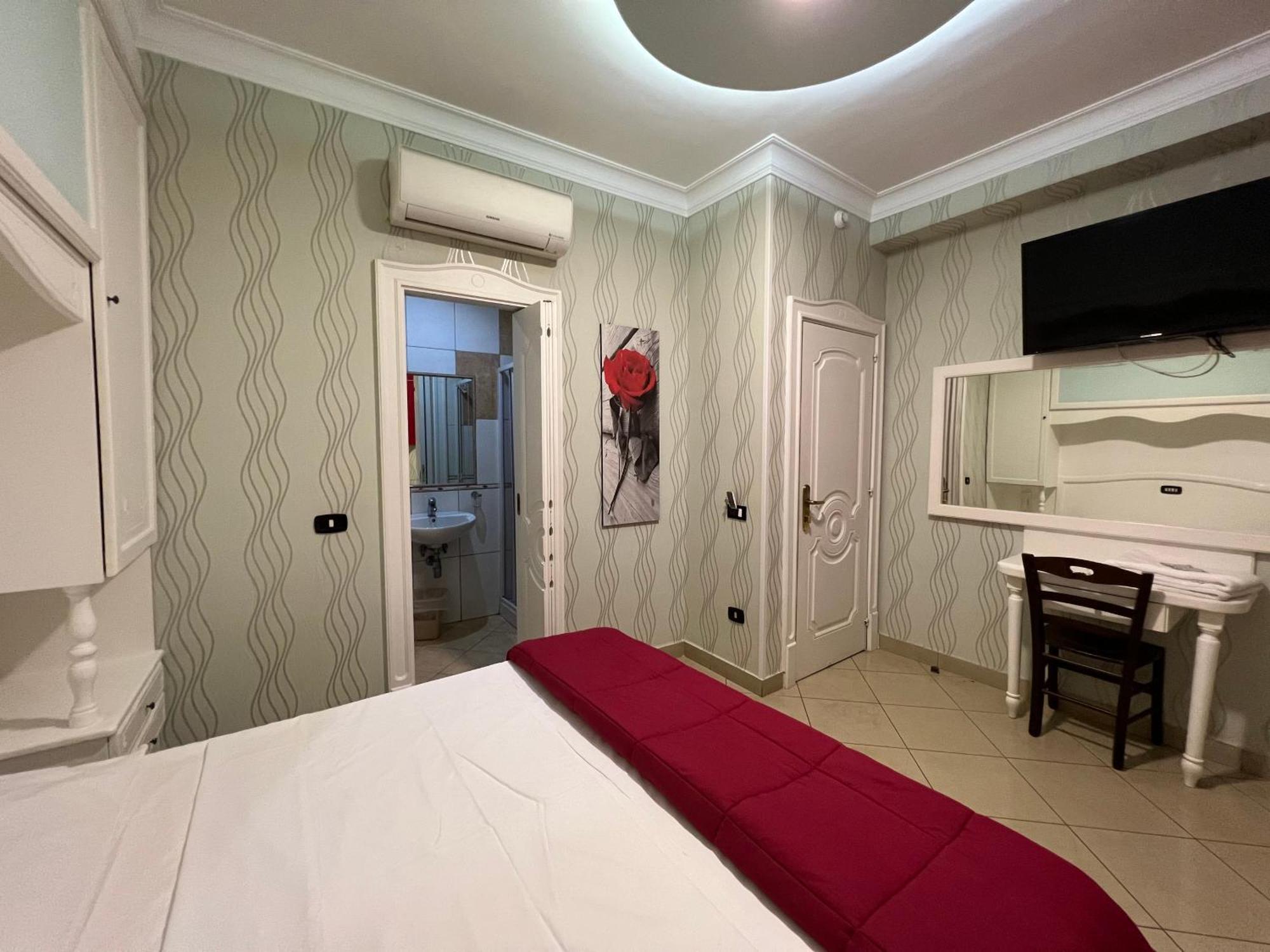 Hotel Tiffany Varcaturo Εξωτερικό φωτογραφία