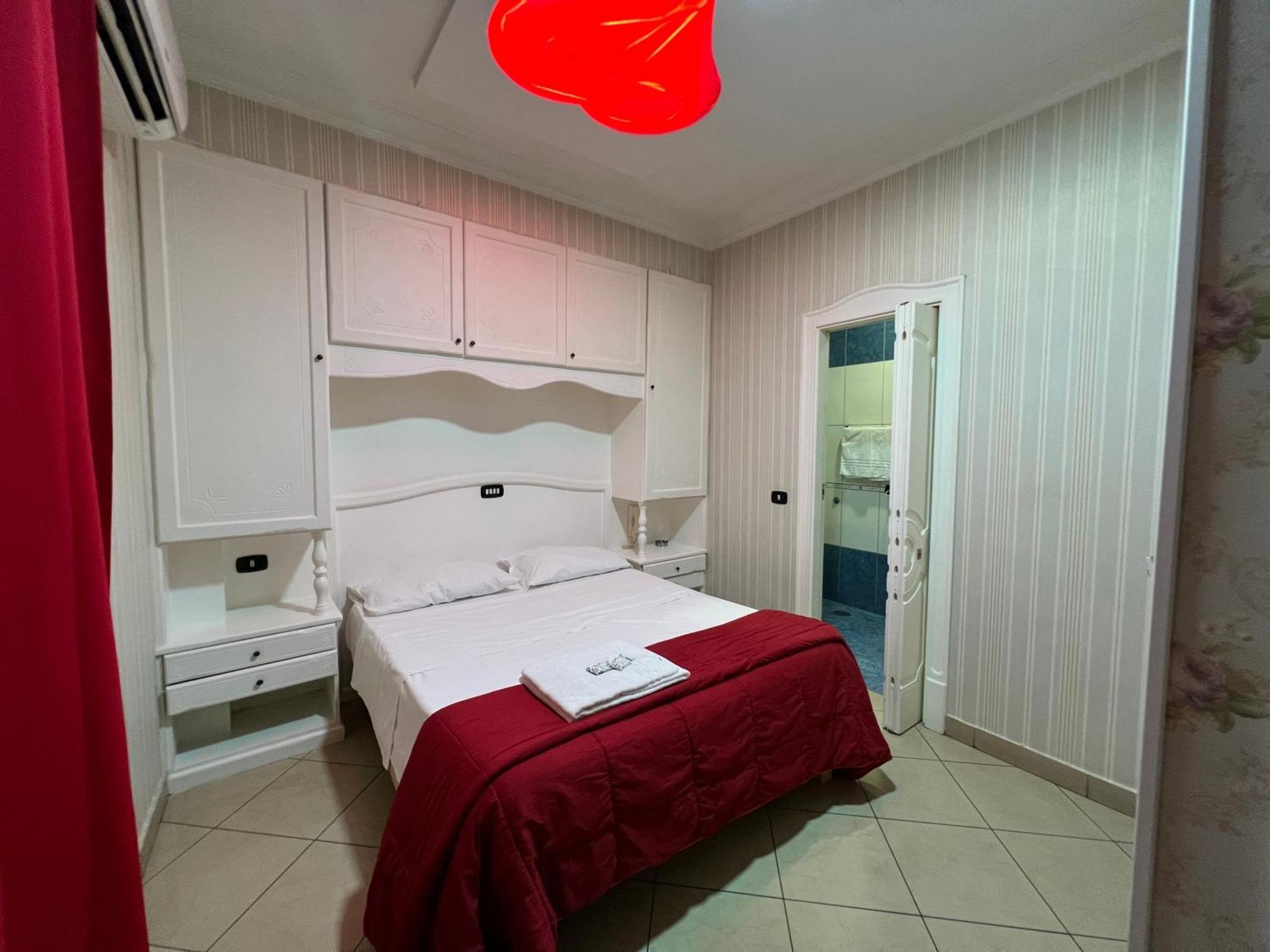 Hotel Tiffany Varcaturo Εξωτερικό φωτογραφία